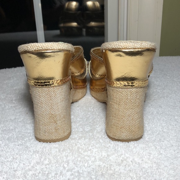 Sweet Sixteen Gold Metallic Wedges - Picture 4 of 10